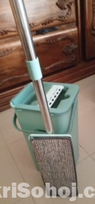 Mop Floor Cleaning